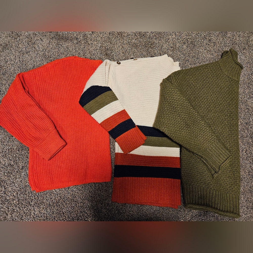 LOT Sweaters! Ladies Sz MEDIUM/FITS LIKE Sz M. French Connection, Tecrew